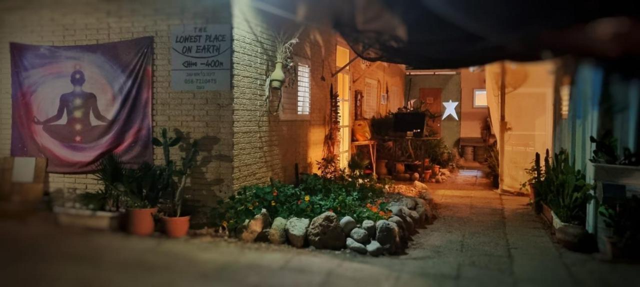The Lowest Place On Earth B&B Neot HaKikar Екстериор снимка