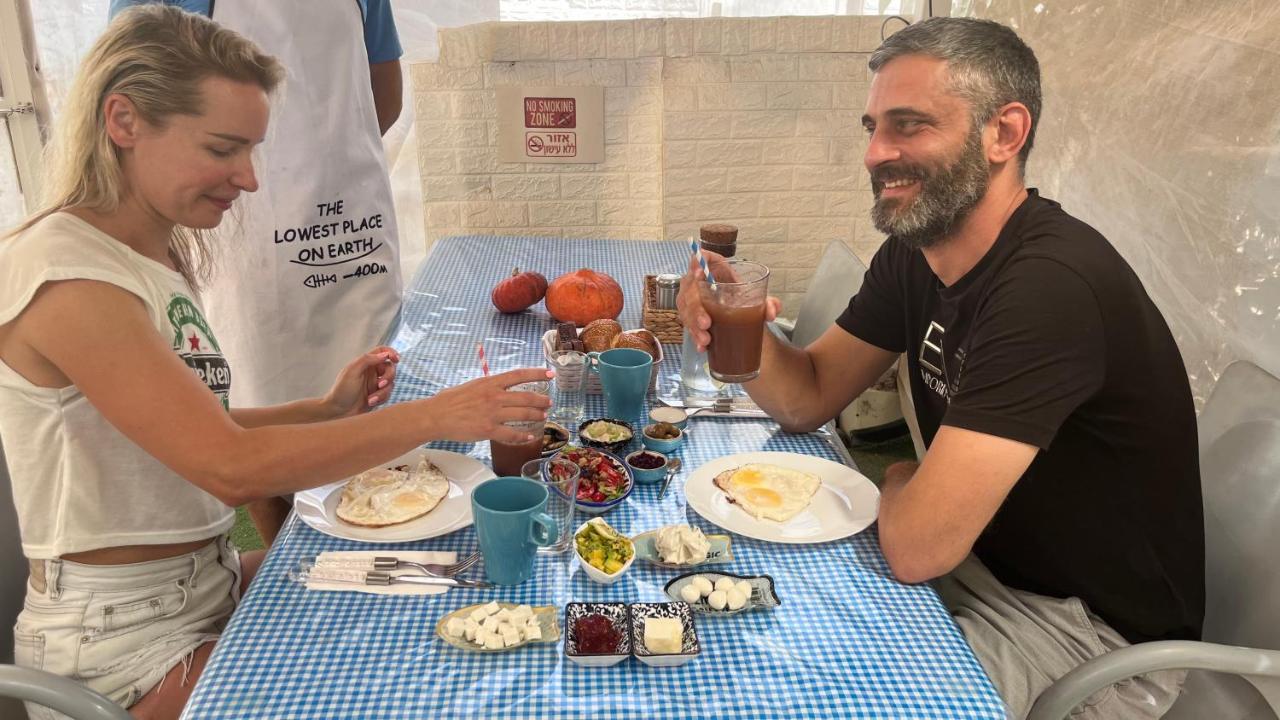 The Lowest Place On Earth B&B Neot HaKikar Екстериор снимка