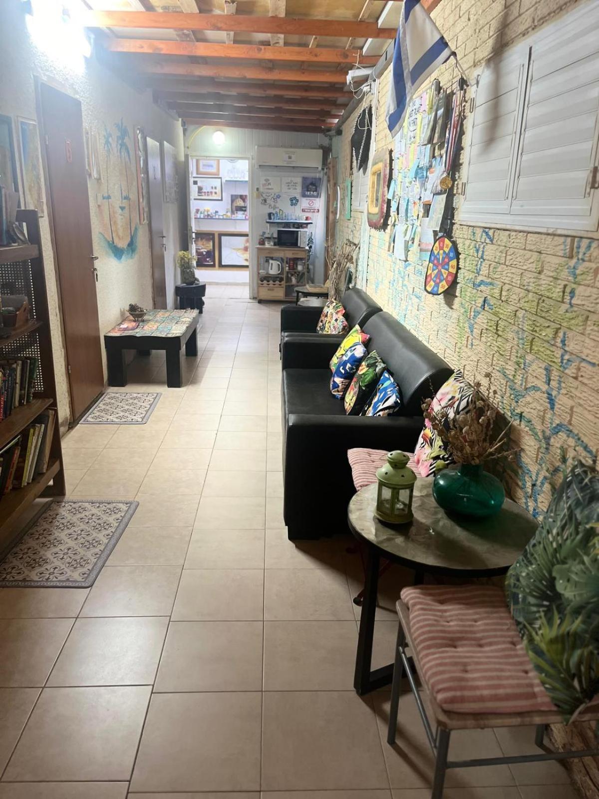The Lowest Place On Earth B&B Neot HaKikar Екстериор снимка